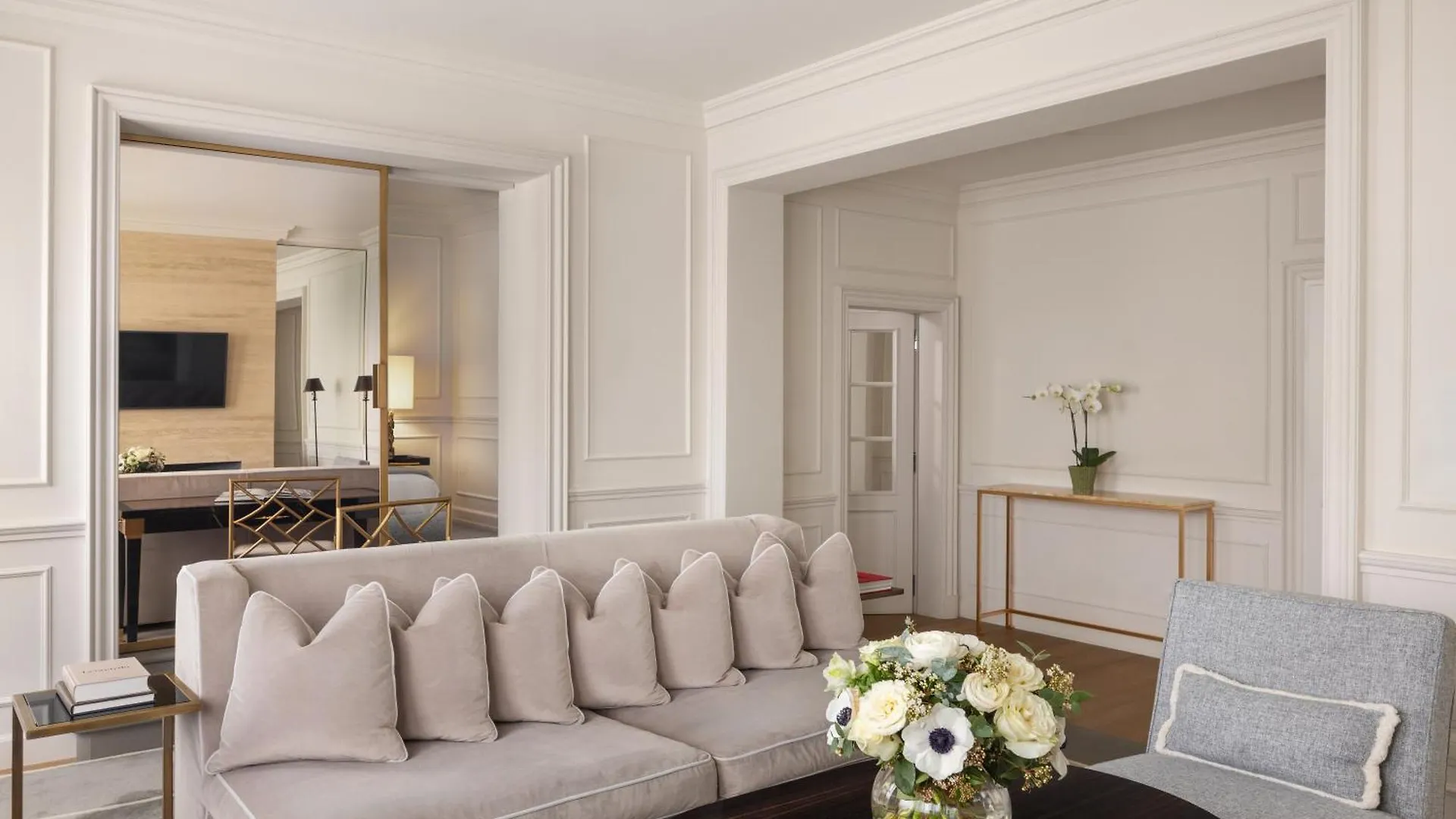 Lungarno Luxury Apartments - By Lungarno Collection Florence 0*,  Italy
